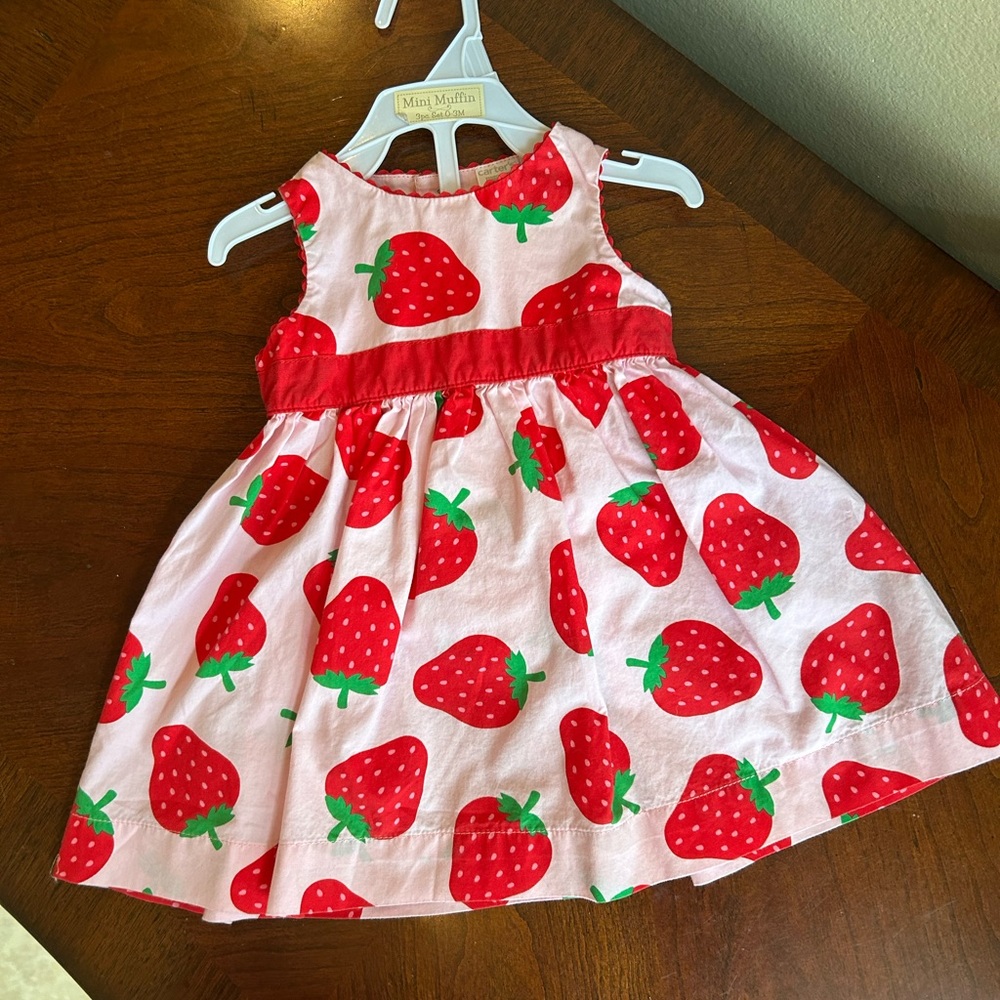 Carter’s 2 piece strawberry pattern dress set